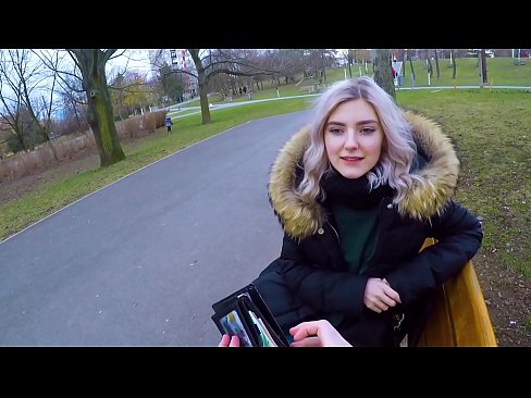 ❤️ Gleypir heitt ásamt ókunnugra fyrir peninga - blástur í garðinum eftir Evu Elfie ☑ Klám vk á klám is.bladesoul.top ❌️